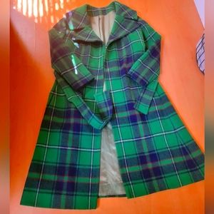 PEABODY WOMENS HEAVY WOOL COAT....